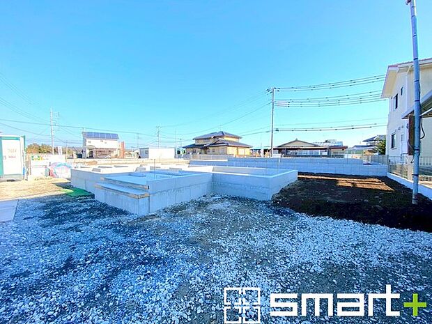 ～ご家族を守る「耐震等級3」～ ・住宅性能評価において「耐震等級3」を取得。地震に強い家であることが証明されております。 ・倒壊の恐れが低くなりますので、地震保険が半額になるメリットも。 