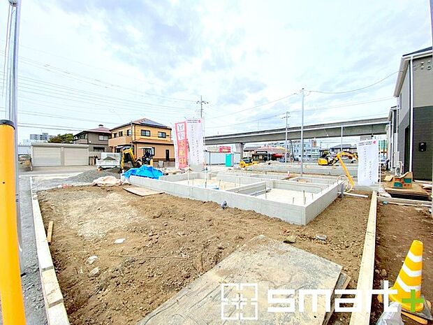 ~ご家族を守る「耐震等級3」~ ・住宅性能評価において「耐震等級3」を取得。地震に強い家であることが証明されております。 ・倒壊の恐れが低くなりますので、地震保険が半額になるメリットも。