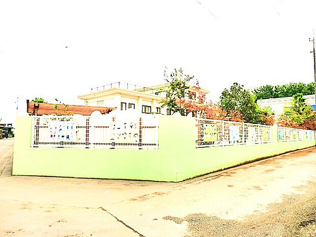 神愛幼稚園（1900m）