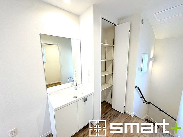 機能的で美しい収納スペースが、暮らしを豊かに彩る