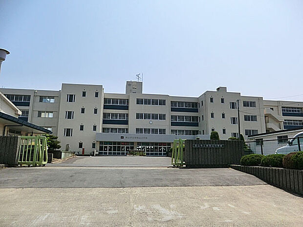 南流山小学校(670m)
