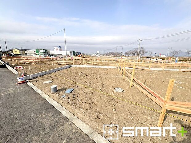 ~完成物件もご案内可能~ ・ご案内時には実際の立地に加え、同メーカー・同仕様の完成物件もご案内可能です。 ・ぜひ現地と建物をご覧いただき、具体的にイメージしてみてくださいませ。