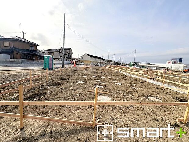 ~ご家族を守る「耐震等級3」~ ・住宅性能評価において「耐震等級3」を取得。地震に強い家であることが証明されております。 ・倒壊の恐れが低くなりますので、地震保険が半額になるメリットも。