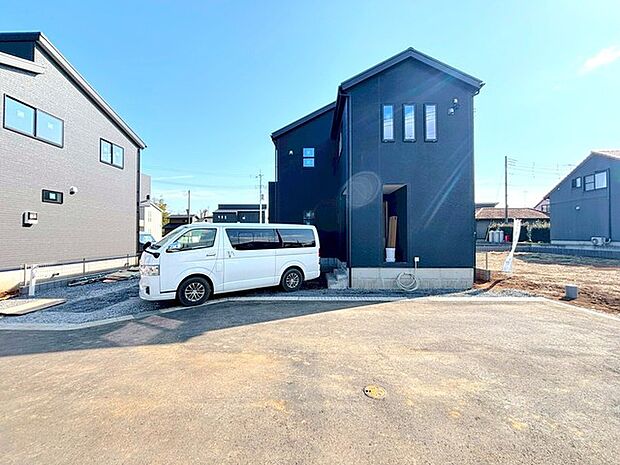 ~資金計画もお任せください~ ・ご見学はもちろん、住宅ローンなど資金面のご相談だけでもお気軽にどうぞ。 ・プロのアドバイザーがお客様にとって最適なプランをご提案させていただきます。