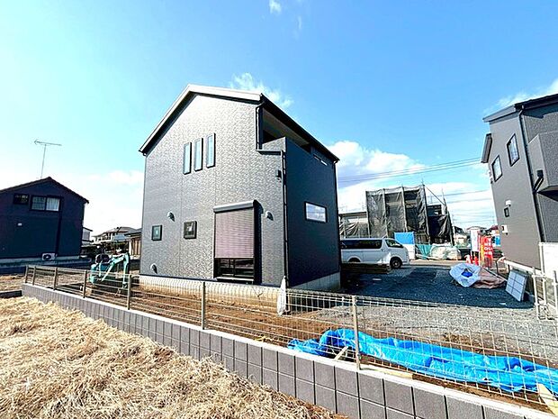 ~国が認めた長期優良住宅~ ・名の通り長期に亘り優れた性能が持続する長期優良住宅。 ・税制面での優遇などもございます。詳細は担当までお気軽にお問い合わせくださいませ。