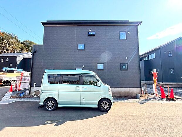 ～周辺環境もご案内いたします～ ・建物自体ももちろん大切ですが、暮らしていく上でとても大切な周辺環境。 ・ご見学時に周辺環境も併せてご案内させていただきますので、お気軽にご相談ください。 