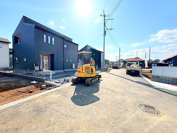 ~資金計画もお任せください~ ・ご見学はもちろん、住宅ローンなど資金面のご相談だけでもお気軽にどうぞ。 ・プロのアドバイザーがお客様にとって最適なプランをご提案させていただきます。