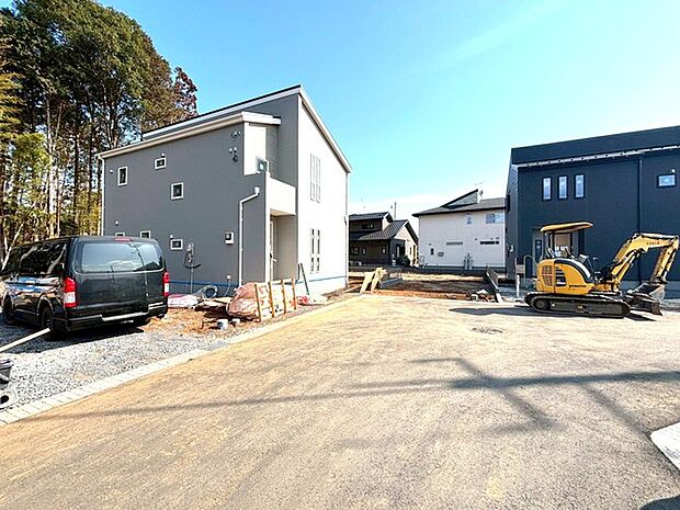 ～お問合せはお気軽に～ ・お仕事帰りの遅い時間や短時間のご案内、不動産会社に休みの多い水曜日などでもご対応可能です。 ・ぜひお気軽にお問合せくださいませ。お待ちしております！ 