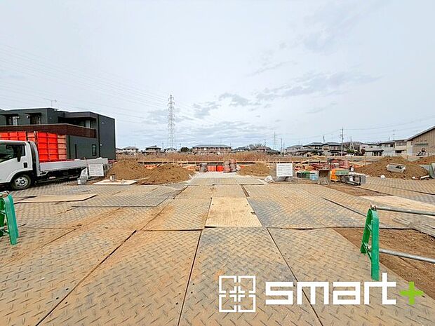 ~ご家族を守る「耐震等級3」~ ・住宅性能評価において「耐震等級3」を取得。地震に強い家であることが証明されております。 ・倒壊の恐れが低くなりますので、地震保険が半額になるメリットも。