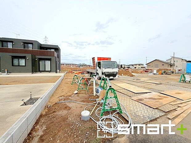 ~ご家族を守る「耐震等級3」~ ・住宅性能評価において「耐震等級3」を取得。地震に強い家であることが証明されております。 ・倒壊の恐れが低くなりますので、地震保険が半額になるメリットも。