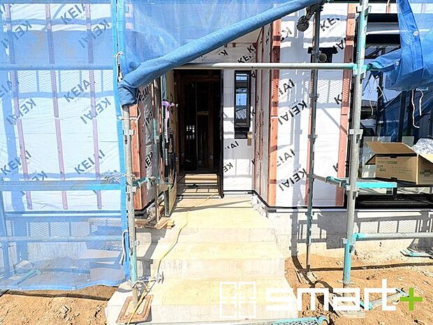 ~ご家族を守る「耐震等級3」~ ・住宅性能評価において「耐震等級3」を取得。地震に強い家であることが証明されております。 ・倒壊の恐れが低くなりますので、地震保険が半額になるメリットも。