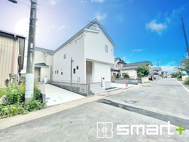 ~資金計画もお任せください~ ・ご見学はもちろん、住宅ローンなど資金面のご相談だけでもお気軽にどうぞ。 ・プロのアドバイザーがお客様にとって最適なプランをご提案させていただきます。