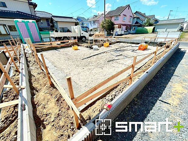 ~ご家族を守る「耐震等級3」~ ・住宅性能評価において「耐震等級3」を取得。地震に強い家であることが証明されております。 ・倒壊の恐れが低くなりますので、地震保険が半額になるメリットも。