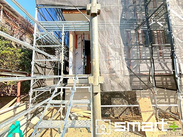 ~ご家族を守る「耐震等級3」~ ・住宅性能評価において「耐震等級3」を取得。地震に強い家であることが証明されております。 ・倒壊の恐れが低くなりますので、地震保険が半額になるメリットも。