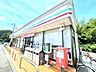 周辺：セブンイレブン牛久刈谷団地入口店（260m）