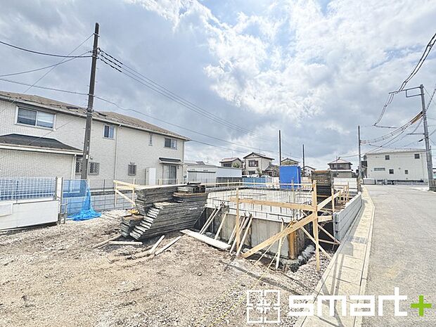 ～ご家族を守る「耐震等級3」～ ・住宅性能評価において「耐震等級3」を取得。地震に強い家であることが証明されております。 ・倒壊の恐れが低くなりますので、地震保険が半額になるメリットも。 