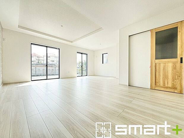 ～家具の配置がしやすい間取～ ・ＬＤＫはリビングとダイニングの境目が分かりやすくなっており、家具の配置がしやすい造り。 ・どんなインテリアにするか考えるだけでも楽しくなりますね。 