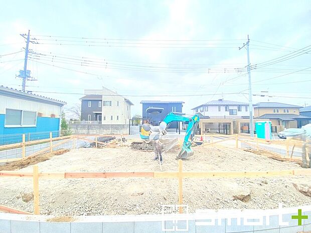 ~完成物件もご案内可能~ ・ご案内時には実際の立地に加え、同メーカー・同仕様の完成物件もご案内可能です。 ・ぜひ現地と建物をご覧いただき、具体的にイメージしてみてくださいませ。