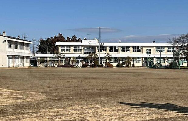要小学校(1900m)