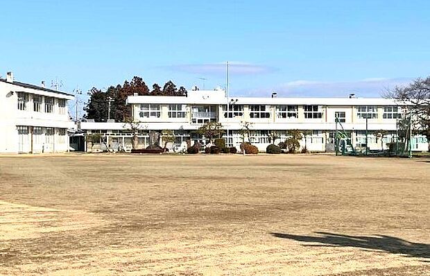 要小学校(1900m)
