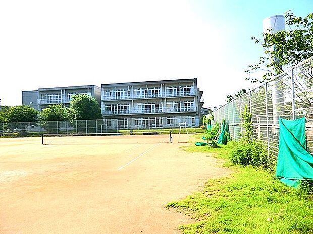 吾妻中学校(2800m)