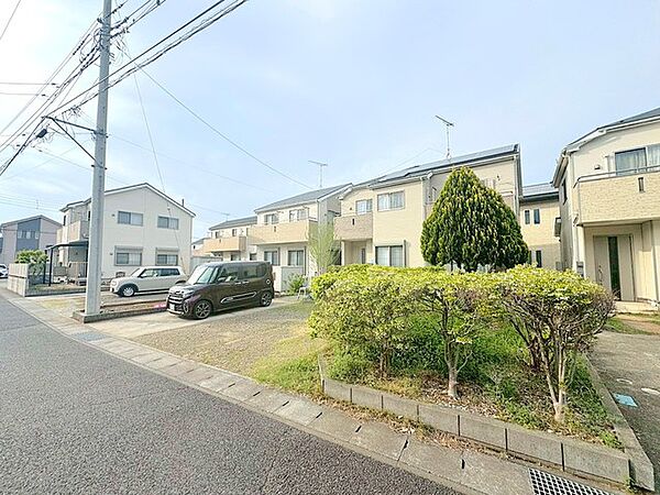 ～資金計画もお任せください～ ・ご見学はもちろん、住宅ローンなど資金面のご相談だけでもお気軽にどうぞ。 ・プロのアドバイザーがお客様にとって最適なプランをご提案させていただきます。