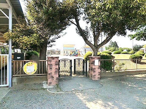 成蹊幼稚園(2100m)
