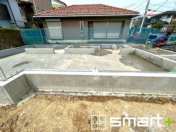 ~風にも強い強靭な建物~ ・住宅性能評価において「耐風等級2」を取得。 ・大型の台風など暴風にも耐える、強靭な建物となっております。