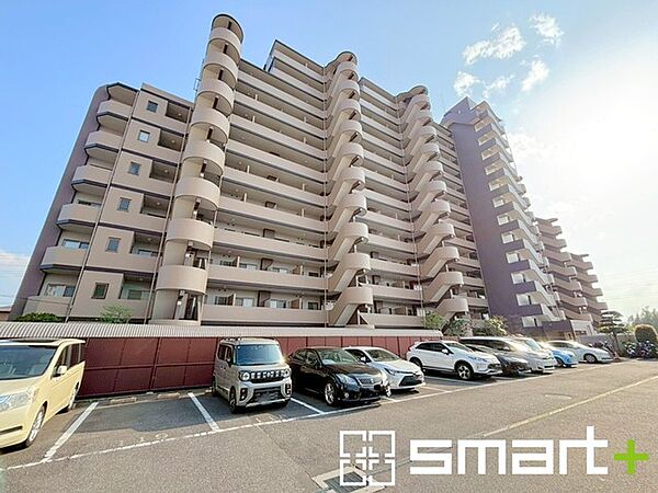 ～堂々としたマンション～ ・外観の迫力もあり誇りに思えるようなお住まいとなっております。 ※2025年3月大規模修繕済み。