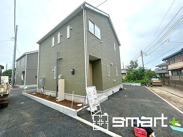 ~ご家族を守る「耐震等級3」~ ・住宅性能評価において「耐震等級3」を取得。地震に強い家であることが証明されております。 ・倒壊の恐れが低くなりますので、地震保険が半額になるメリットも。
