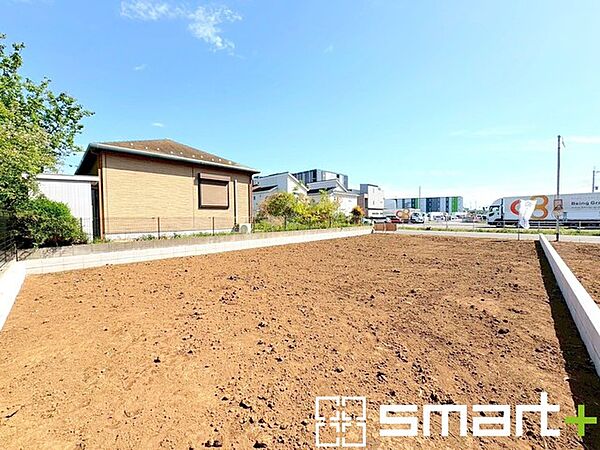 ～ご家族を守る「耐震等級3」～ ・住宅性能評価において「耐震等級3」を取得。地震に強い家であることが証明されております。 ・倒壊の恐れが低くなりますので、地震保険が半額になるメリットも。