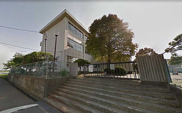 稲敷市立あずま西小学校（2400m）