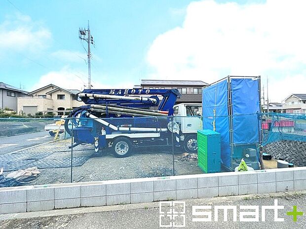 ～風にも強い強靭な建物～ ・住宅性能評価において「耐風等級2」を取得。 ・大型の台風など暴風にも耐える、強靭な建物となっております。 