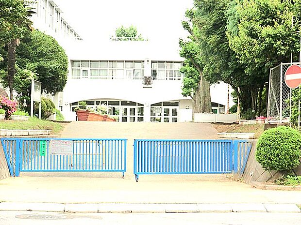 大津ケ丘中学校(410m)