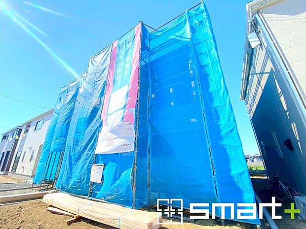 ~ご家族を守る「耐震等級3」~ ・住宅性能評価において「耐震等級3」を取得。地震に強い家であることが証明されております。 ・倒壊の恐れが低くなりますので、地震保険が半額になるメリットも。