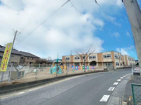 まなべすみれ幼稚園（2100m）