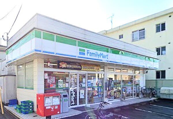 ファミリーマート 柏富勢店（800m）