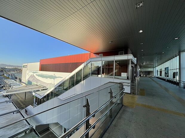 常磐線「石岡」駅(750m)