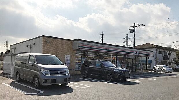 セブンイレブン柏豊住3丁目店.(450m)
