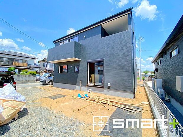 ~完成物件もご案内可能~ ・ご案内時には実際の立地に加え、同メーカー・同仕様の完成物件もご案内可能です。 ・ぜひ現地と建物をご覧いただき、具体的にイメージしてみてくださいませ。