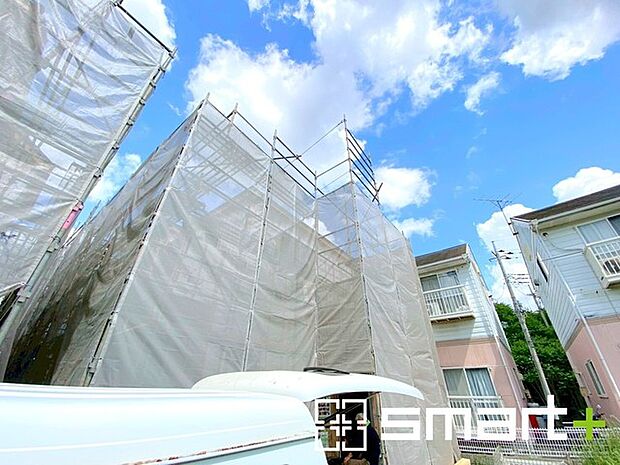 ~ご家族を守る「耐震等級3」~ ・住宅性能評価において「耐震等級3」を取得。地震に強い家であることが証明されております。 ・倒壊の恐れが低くなりますので、地震保険が半額になるメリットも。