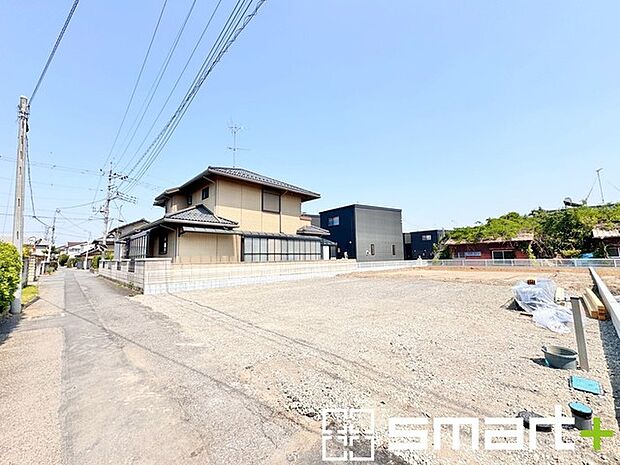 ～周辺環境もご案内いたします～ ・建物自体ももちろん大切ですが、暮らしていく上でとても大切な周辺環境。 ・ご見学時に周辺環境も併せてご案内させていただきますので、お気軽にご相談ください。 