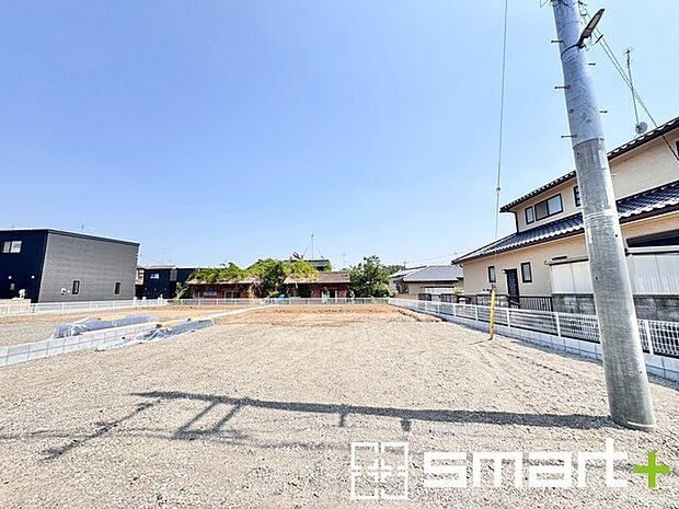 ~ご家族を守る「耐震等級3」~ ・住宅性能評価において「耐震等級3」を取得。地震に強い家であることが証明されております。 ・倒壊の恐れが低くなりますので、地震保険が半額になるメリットも。