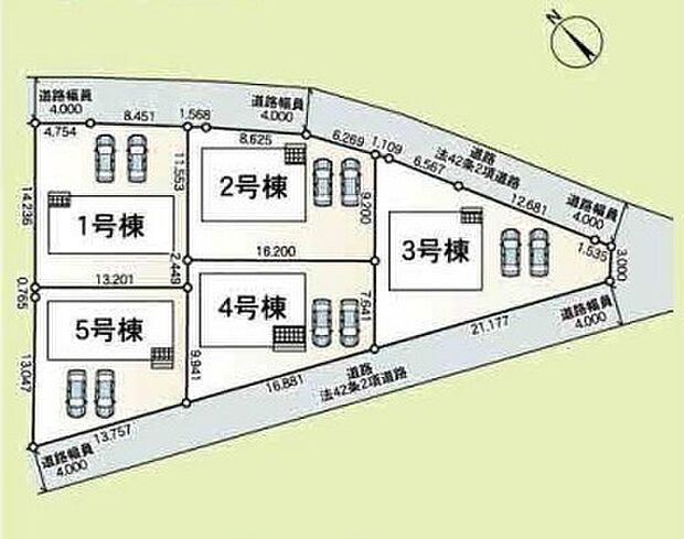 ～カースペース2台以上確保～ ・各棟カースペースが2台以上ございますので、車通勤の方にもお勧めのプランとなっております。 ・余裕の敷地で余裕のある新生活をお過ごしいただけます。