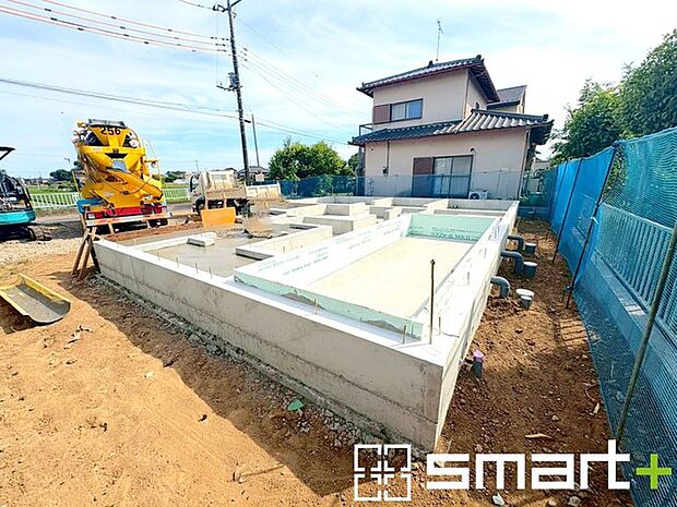 ~ご家族を守る「耐震等級3」~ ・住宅性能評価において「耐震等級3」を取得。地震に強い家であることが証明されております。 ・倒壊の恐れが低くなりますので、地震保険が半額になるメリットも。