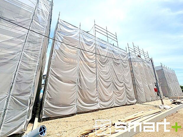 ~風にも強い強靭な建物~ ・住宅性能評価において「耐風等級2」を取得。 ・大型の台風など暴風にも耐える、強靭な建物となっております。