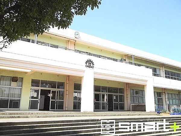 内野小学校（600m）