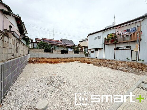 ~ご家族を守る「耐震等級3」~ ・住宅性能評価において「耐震等級3」を取得。地震に強い家であることが証明されております。 ・倒壊の恐れが低くなりますので、地震保険が半額になるメリットも。