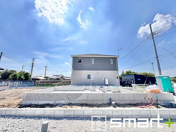 ~ご家族を守る「耐震等級3」~ ・住宅性能評価において「耐震等級3」を取得。地震に強い家であることが証明されております。 ・倒壊の恐れが低くなりますので、地震保険が半額になるメリットも。