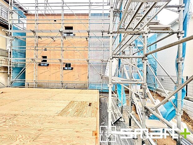 ~ご家族を守る「耐震等級3」~ ・住宅性能評価において「耐震等級3」を取得。地震に強い家であることが証明されております。 ・倒壊の恐れが低くなりますので、地震保険が半額になるメリットも。